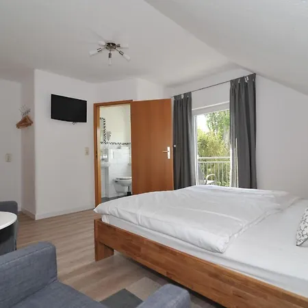 Weinhotel Lenz 3* Pünderich