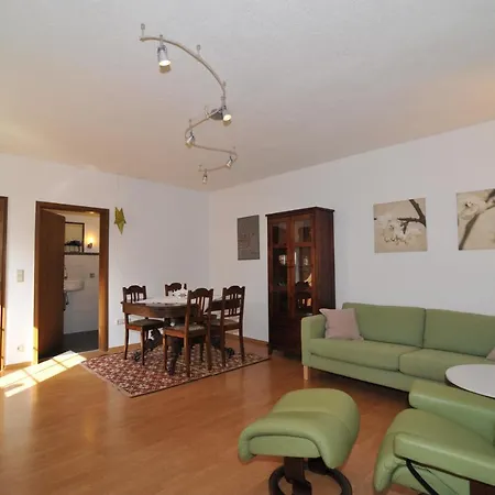 Weinhotel Lenz 호텔